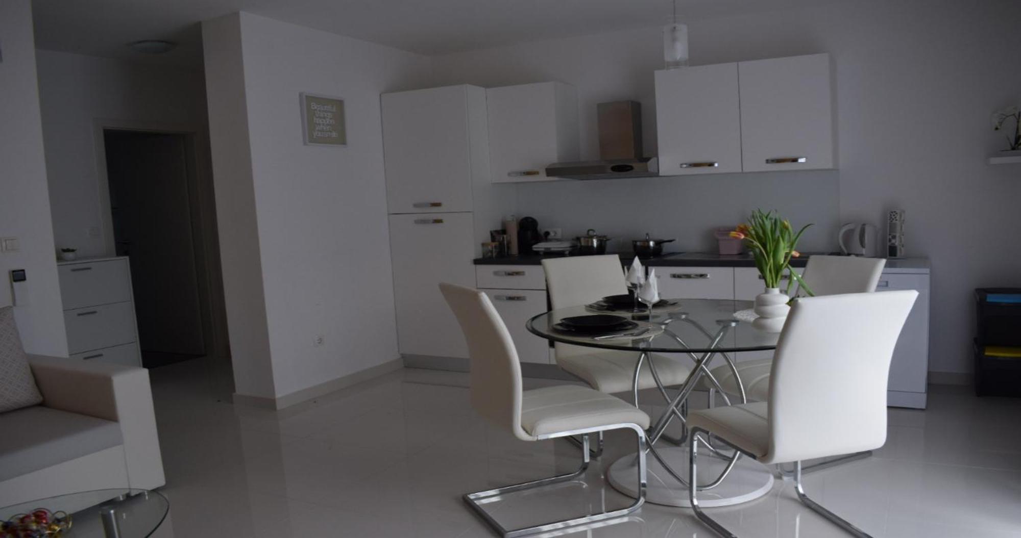 Apartmani Foresta Kras Zewnętrze zdjęcie